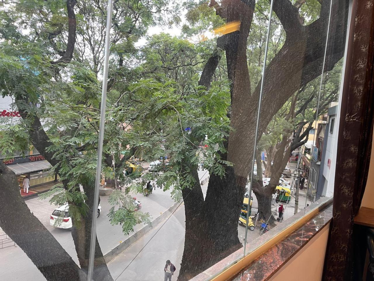 The Taaj Inn Bangalore Exterior foto